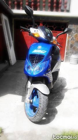 Scuter piaggio nrg mc3, 2002 racire pe apa. frane brembo