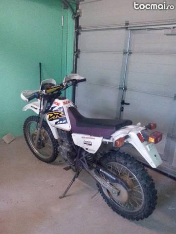 Suzuki DR 125 S, 2000