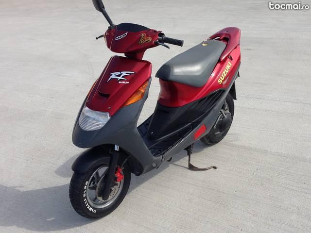 Scuter Suzuki 50 cc, 2003