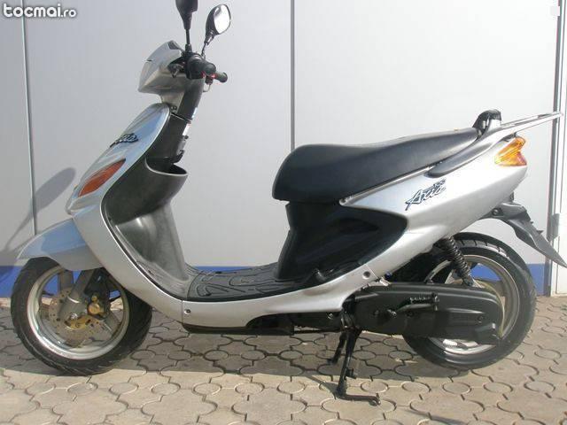 Yamaha grand axis, 2010
