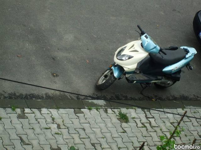 Yamaha Scooter, 2008