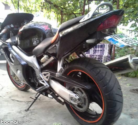 Honda CBR 600, 2001