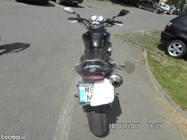 Honda hornet, 2001