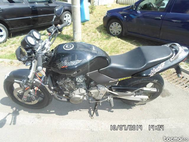 Honda hornet, 2001