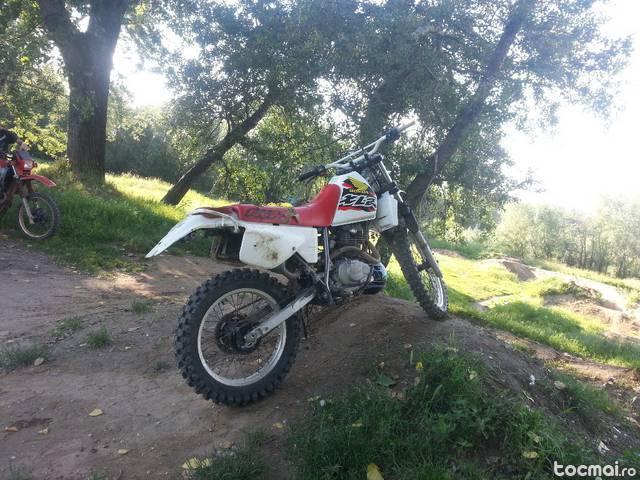 Honda XLR, 1989
