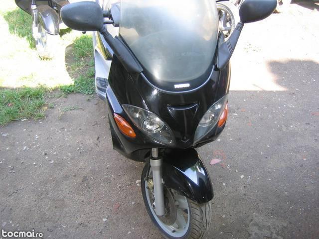 Piaggio X9 250cc Anul fabricatiei 2000