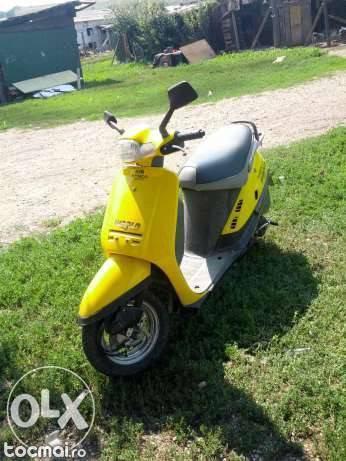 Scuter Kymco Dj 50W sau dau la schimb detali la tell