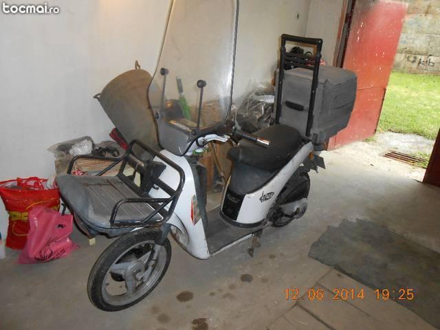 Scuter Piaggio Free 49cc