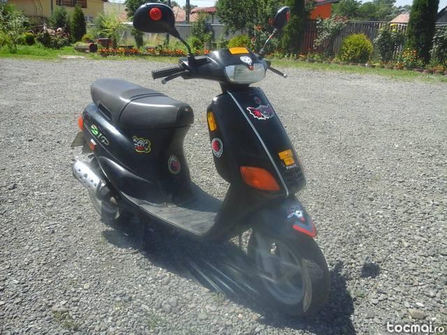 scuter Piaggio zip, 2005